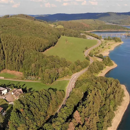 Hof Weuste Apartman *